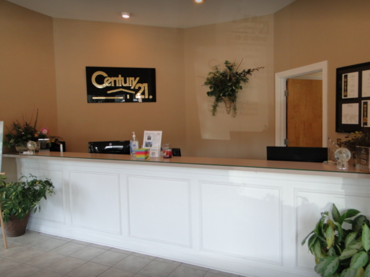 Front desk of Century 21 First Choice 208 Rockmont Drive, Fort Mill SC